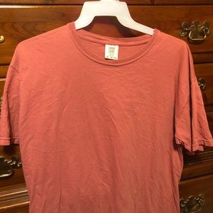 Woman’s short sleeve tee